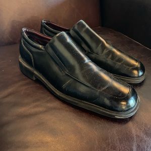Kenneth Cole reaction, shiny black loafers, men’s 9.5